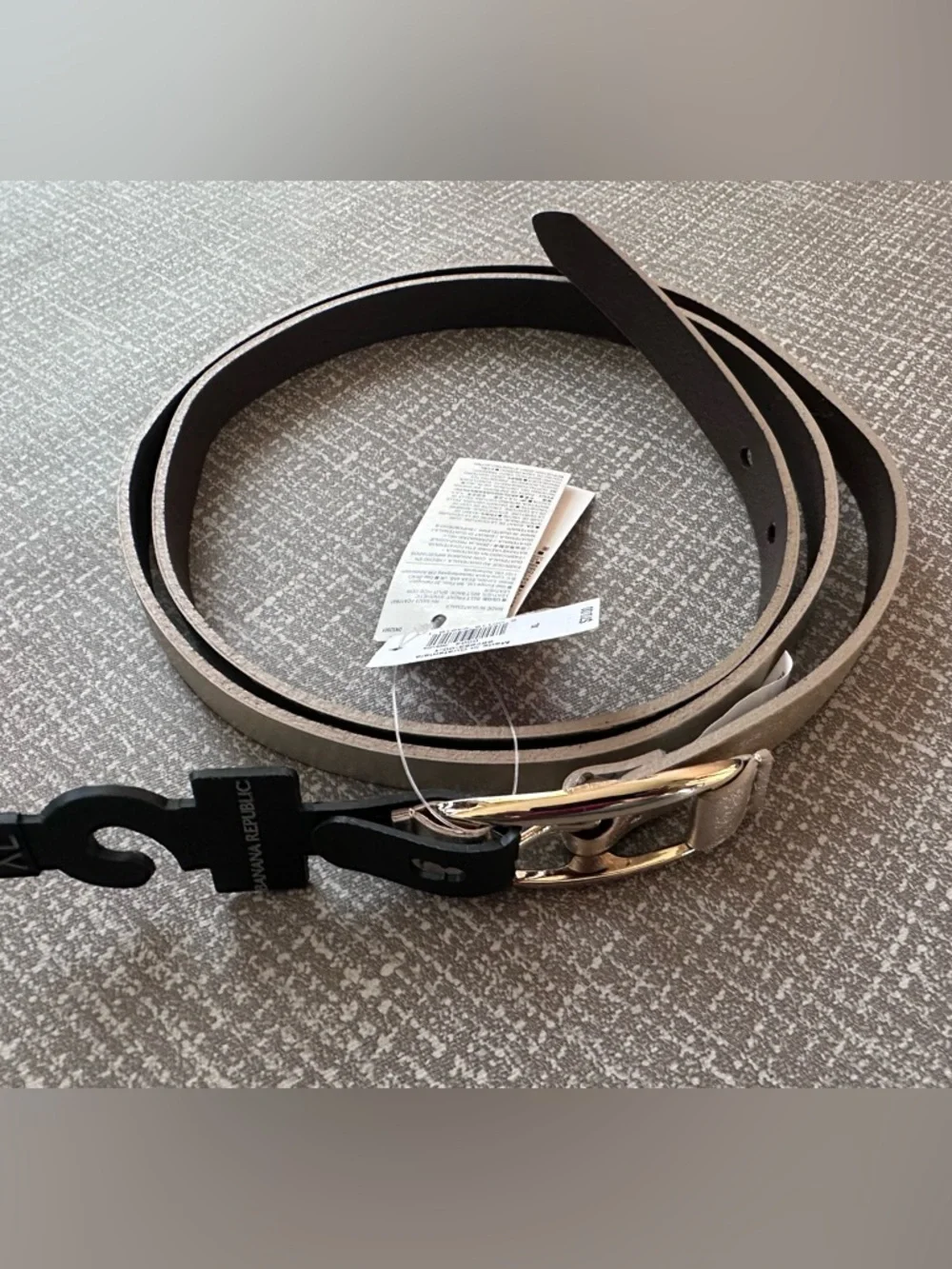 Banana Republic Metallic Gold Buckle with Rose Good Leather Belt size XL NWT